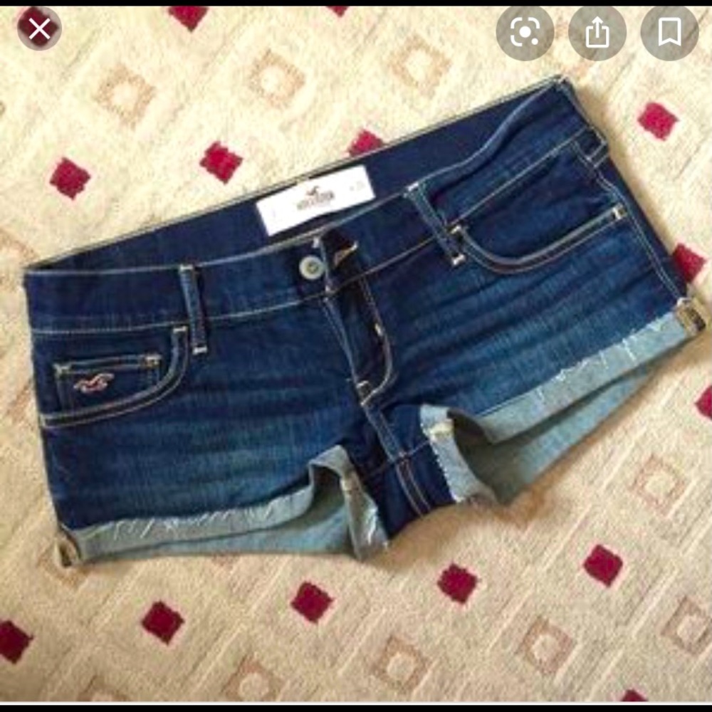 Hollister jean shorts!